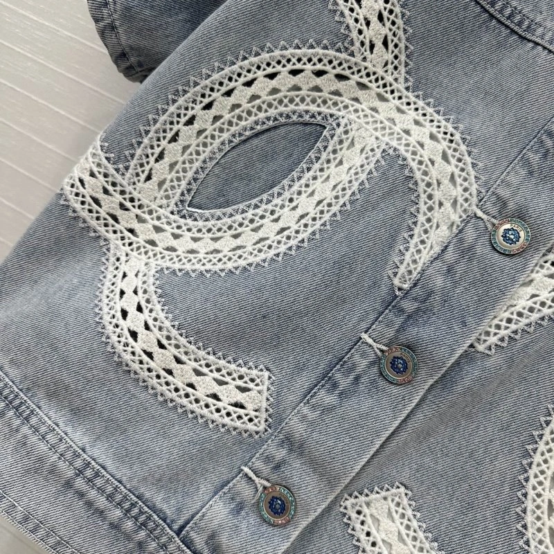 Chanel Outwear Original 109778