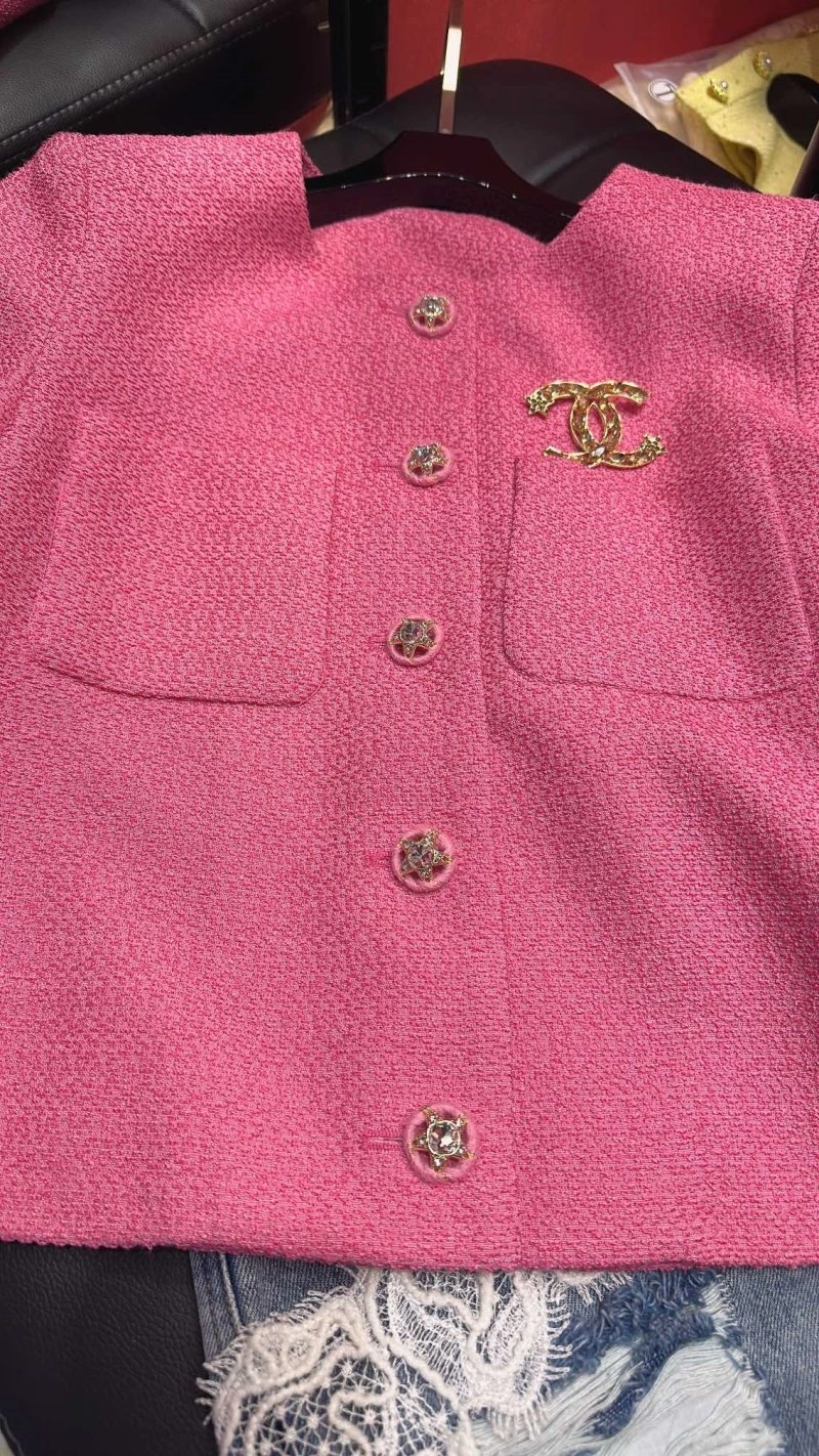 HighQuality Chanel Outwear 109786