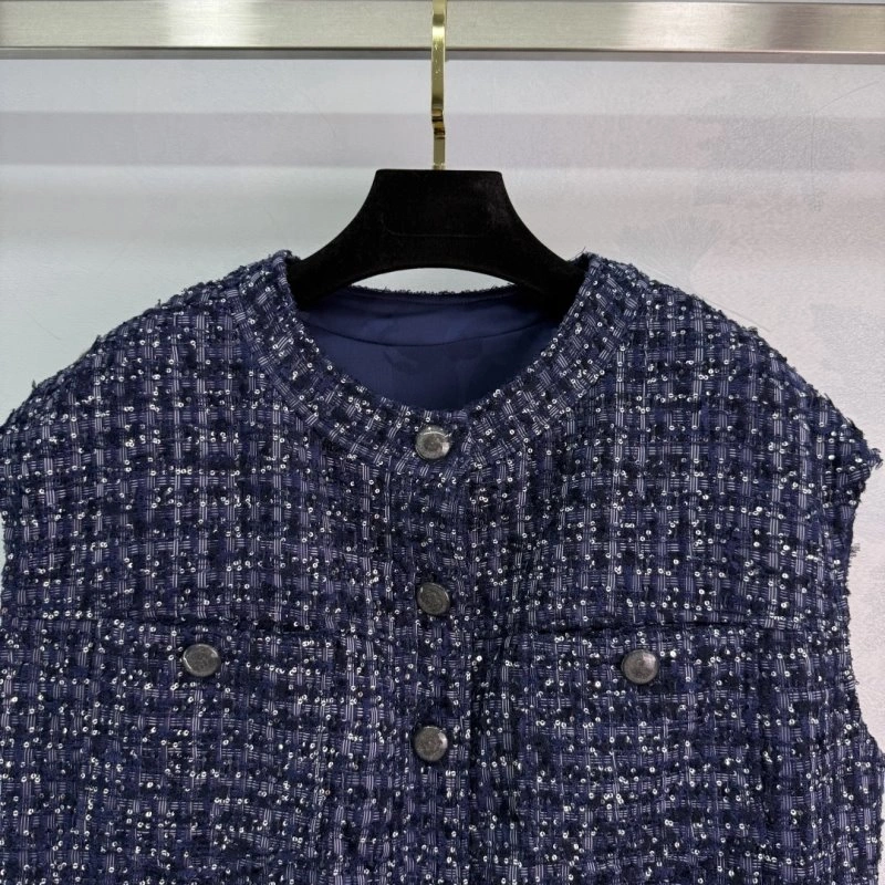 Timeless Chanel Outwear 109779