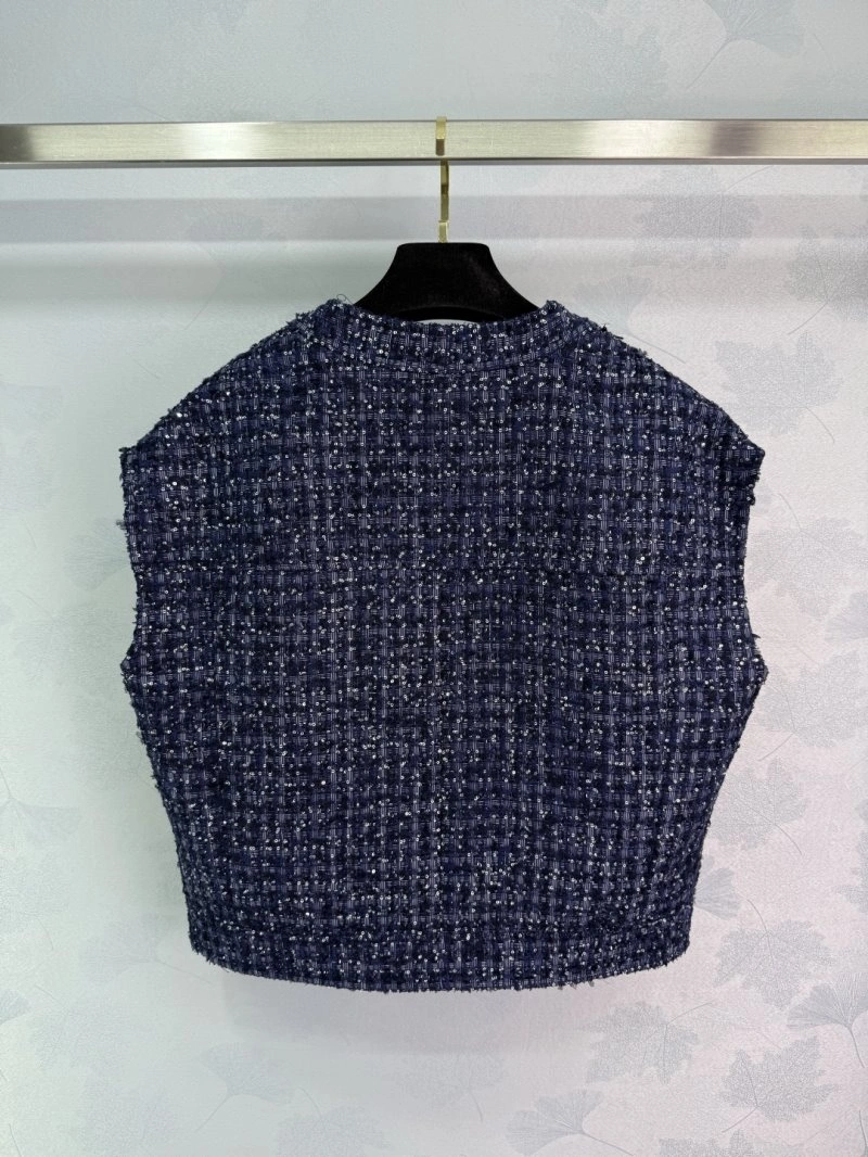 Timeless Chanel Outwear 109779