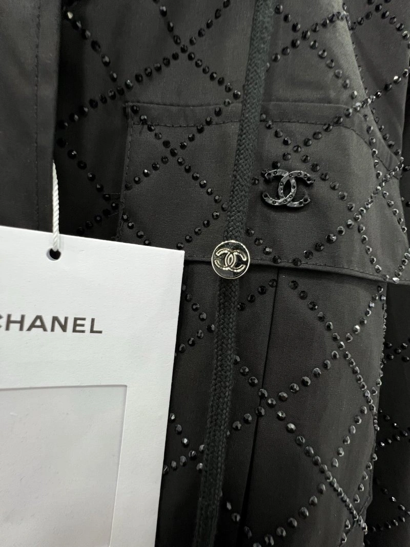 Youthful Chanel Outwear 109804
