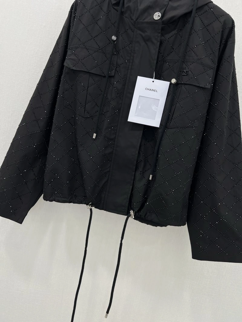 Youthful Chanel Outwear 109804
