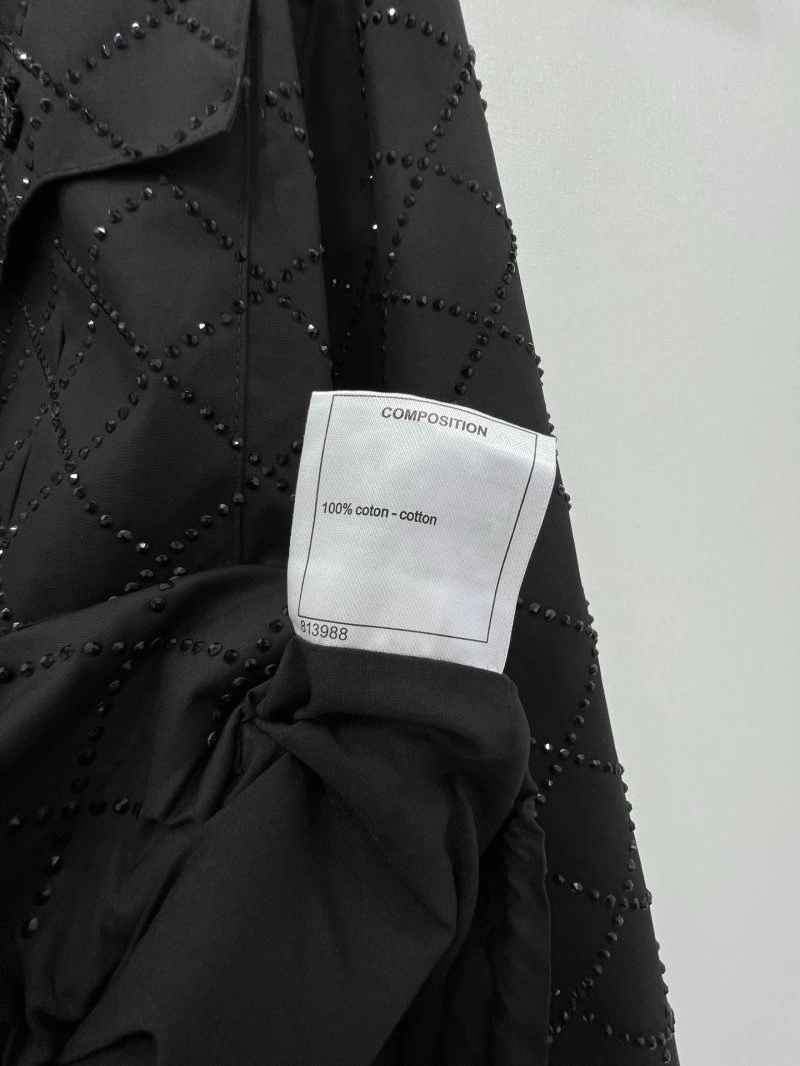 Youthful Chanel Outwear 109804