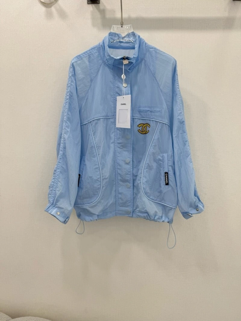 AllSeason Chanel Outwear 109782