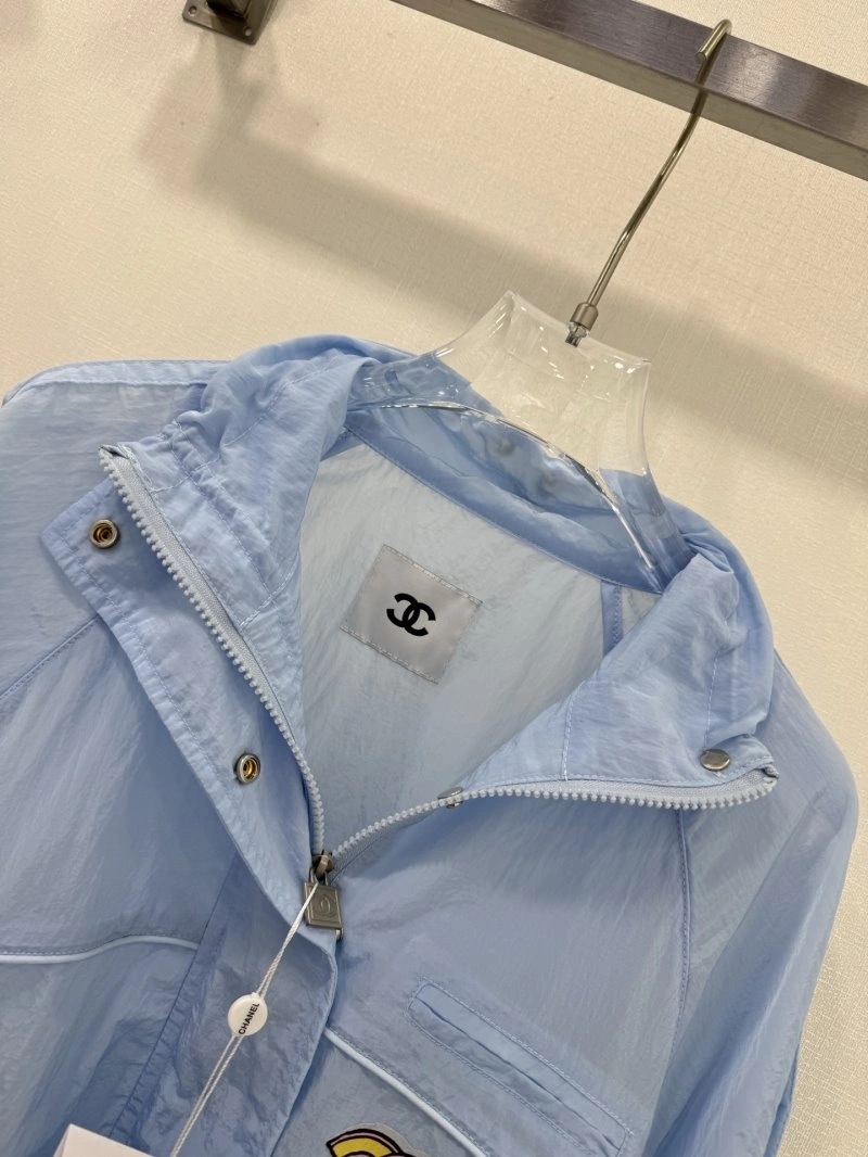 AllSeason Chanel Outwear 109782
