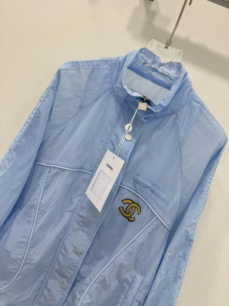 AllSeason Chanel Outwear 109782