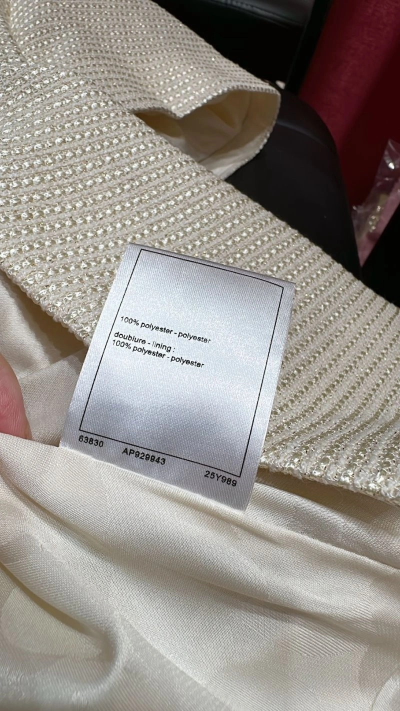 Fashionable Chanel Outwear 109790