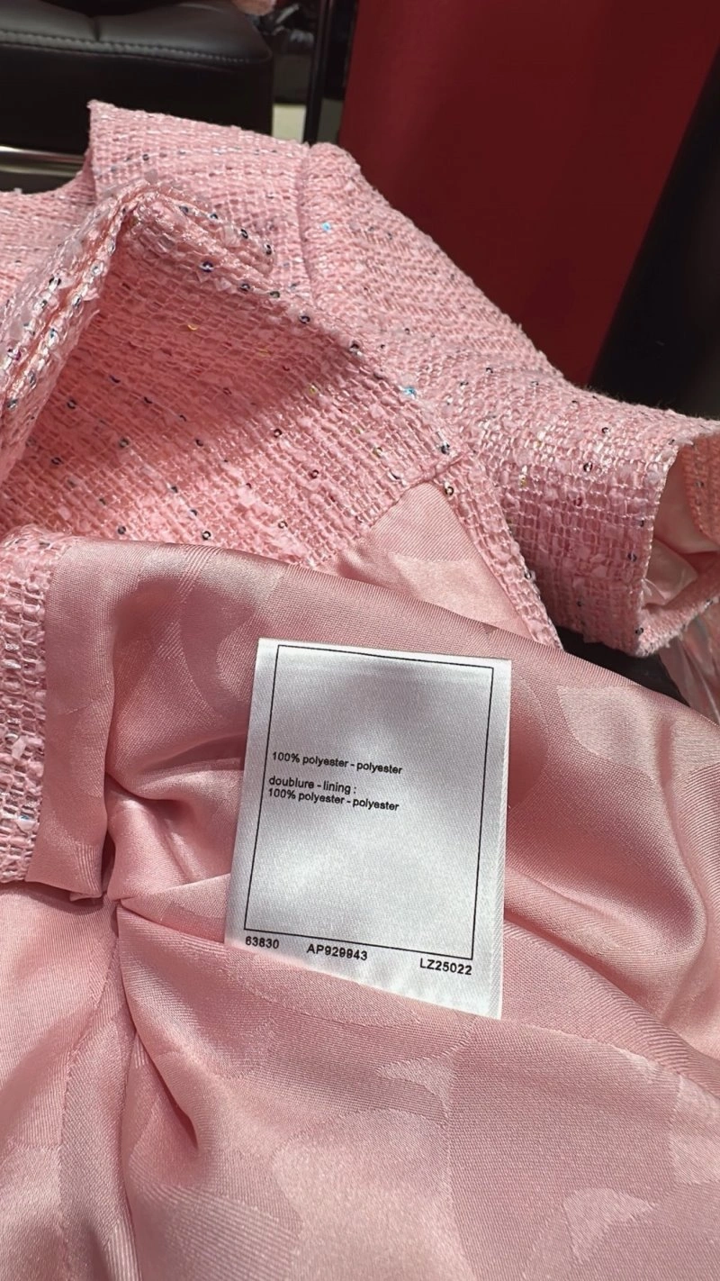 Fashionable Chanel Outwear 109795