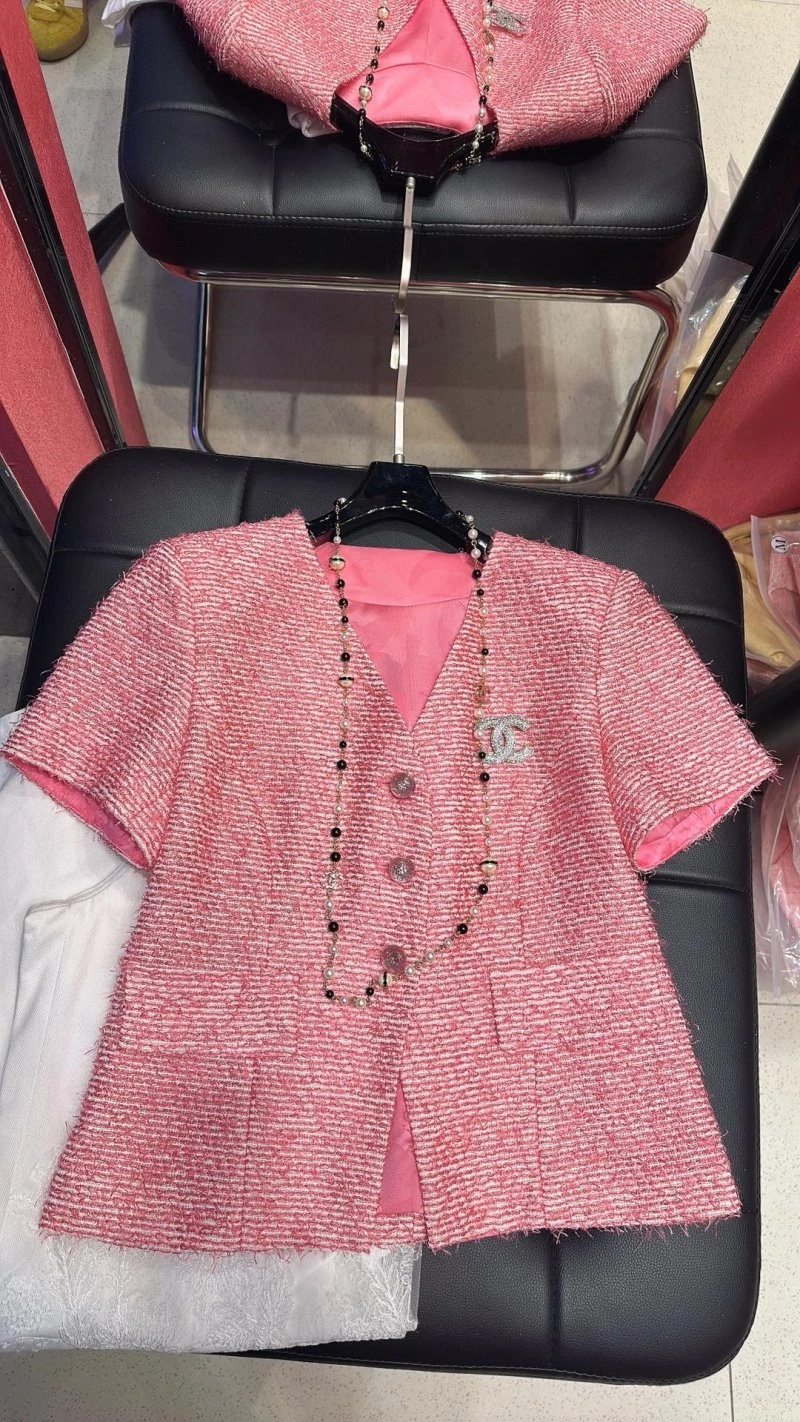 Chanel Outwear Stretchable 109789