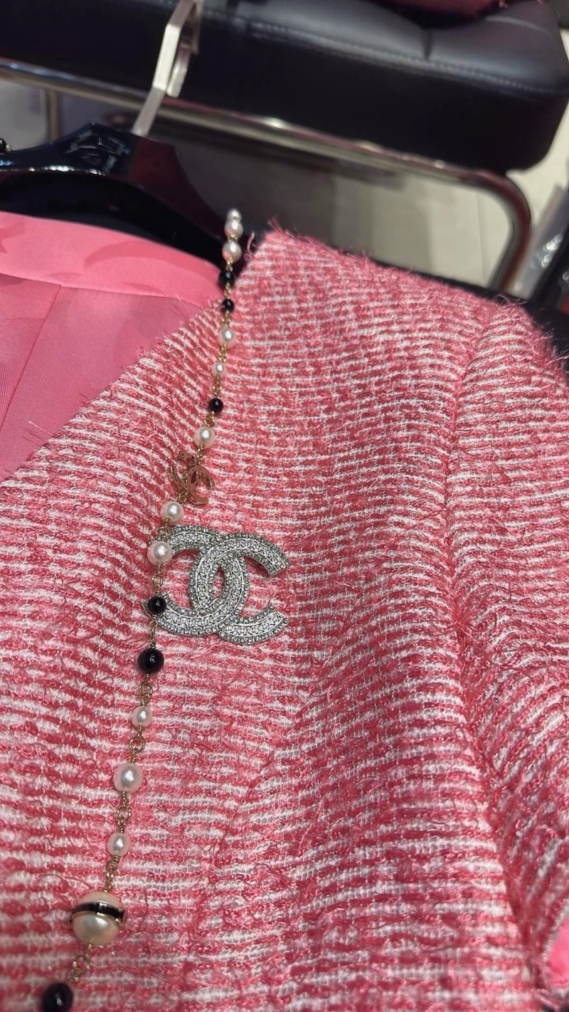 Chanel Outwear Stretchable 109789