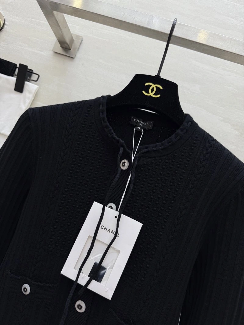Sustainable Chanel Outwear 109797