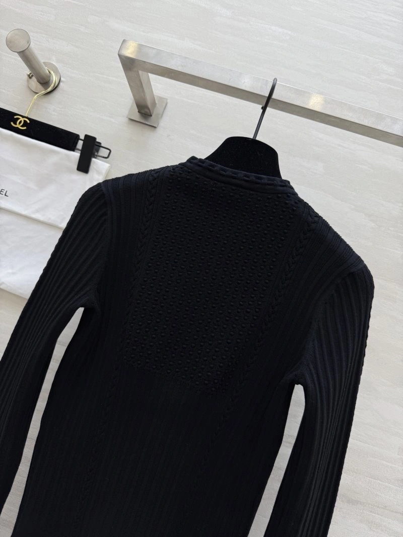 Sustainable Chanel Outwear 109797