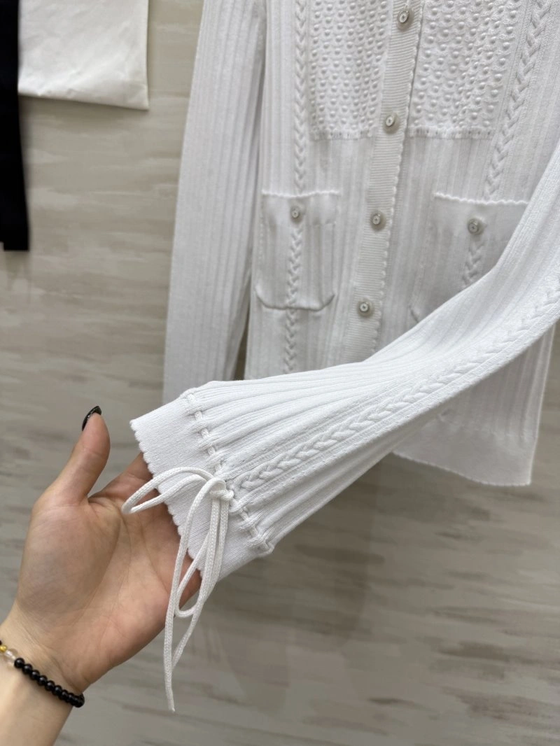 Chanel Outwear Practical 109777