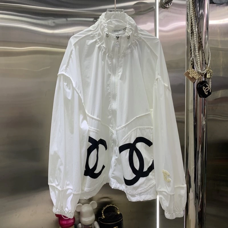 Chanel Outwear Durable 109775