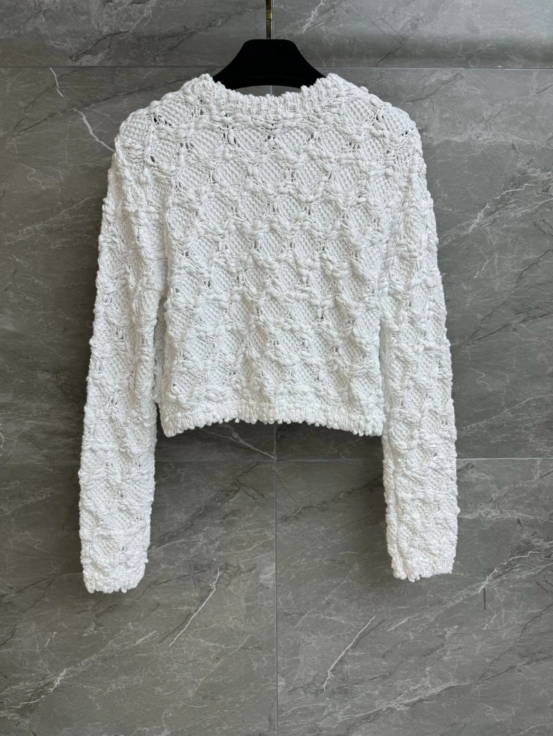 Classic Chanel Outwear 109444