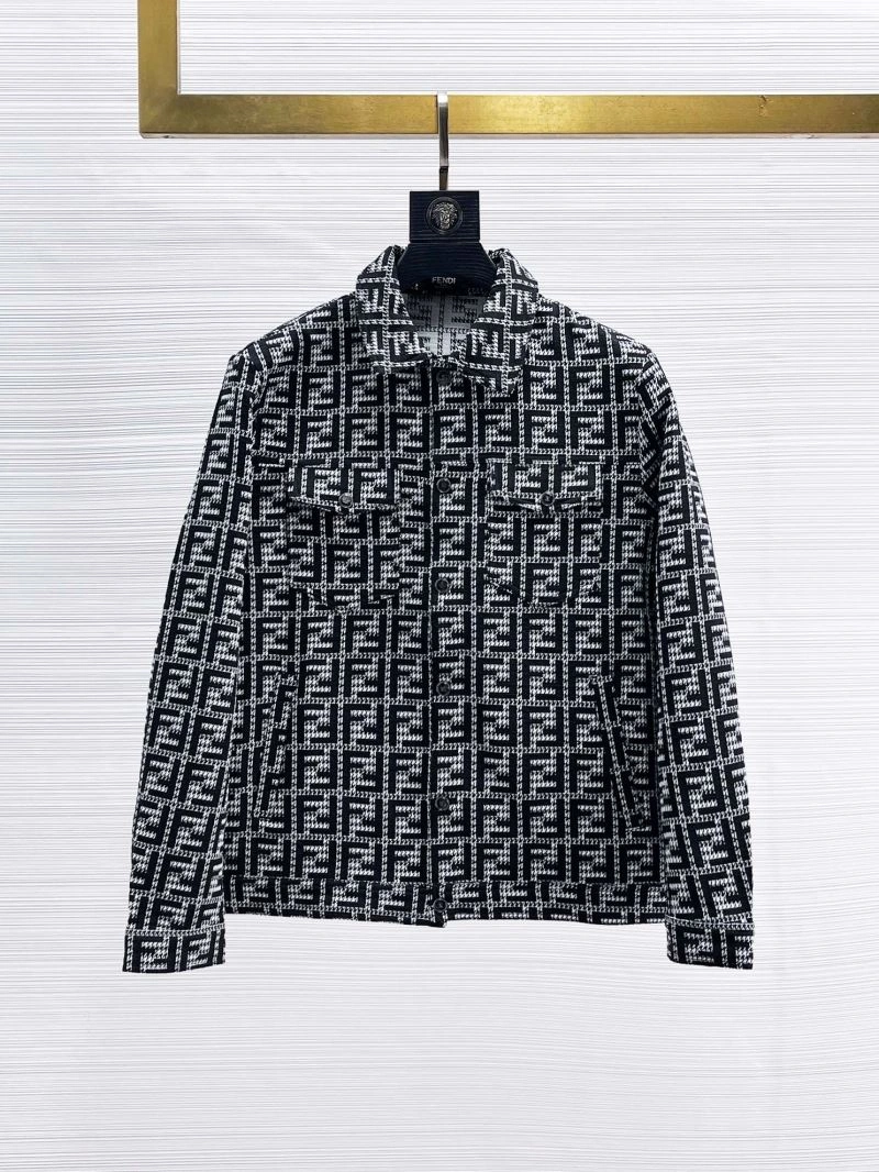 Unisex Chanel Outwear 111226
