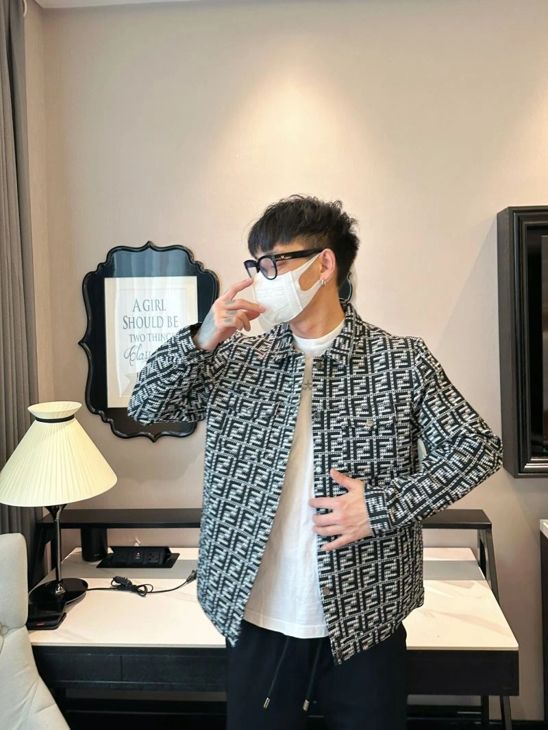 OnTrend Chanel Outwear 111180