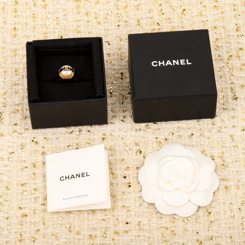 Seasonal Chanel Rings 230437
