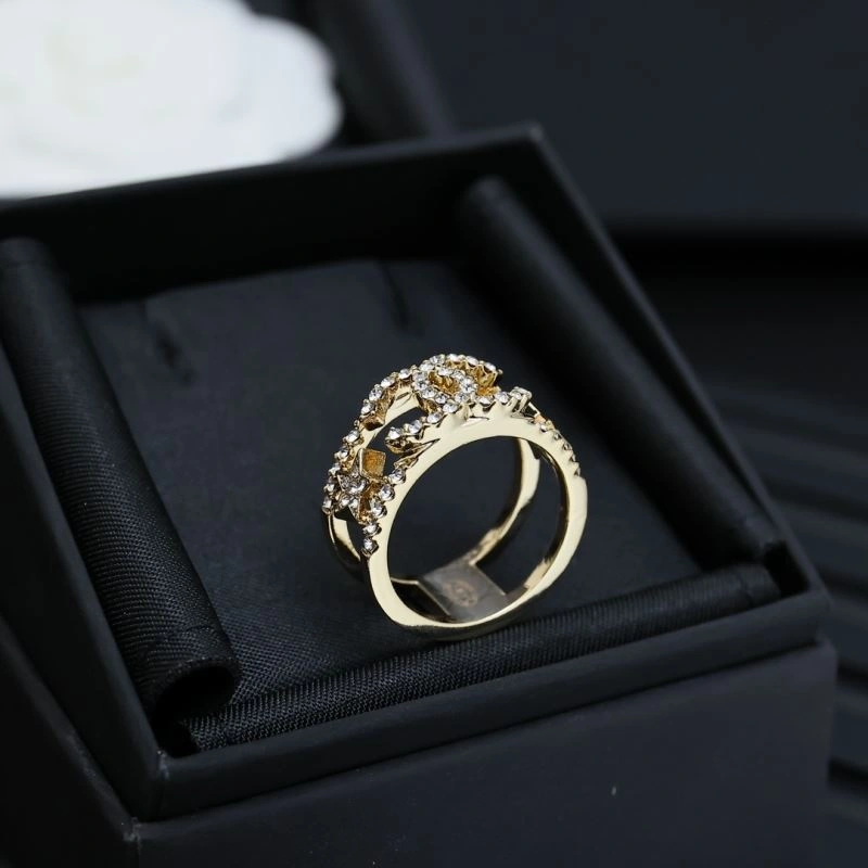 Minimalist Chanel Rings 230371