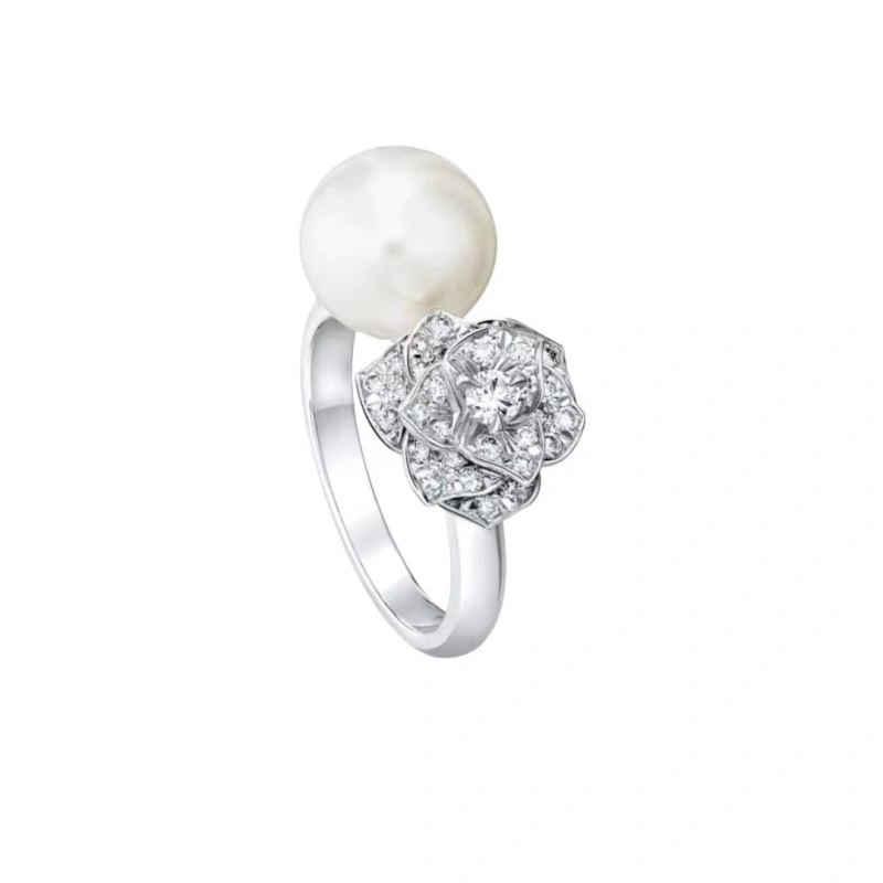 Versatile Chanel Rings 231972