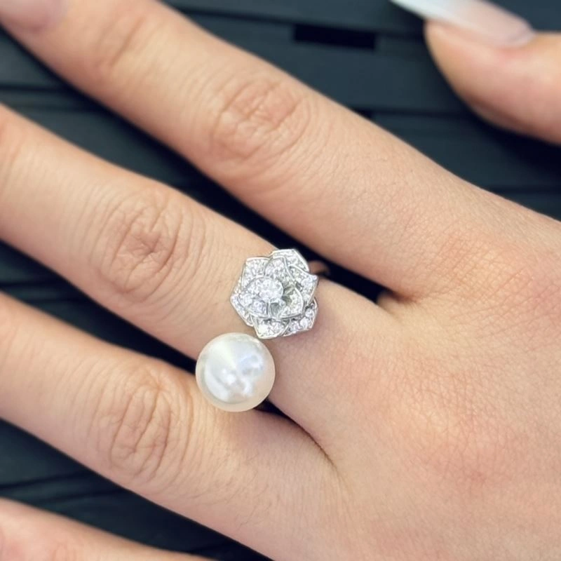 Versatile Chanel Rings 231972