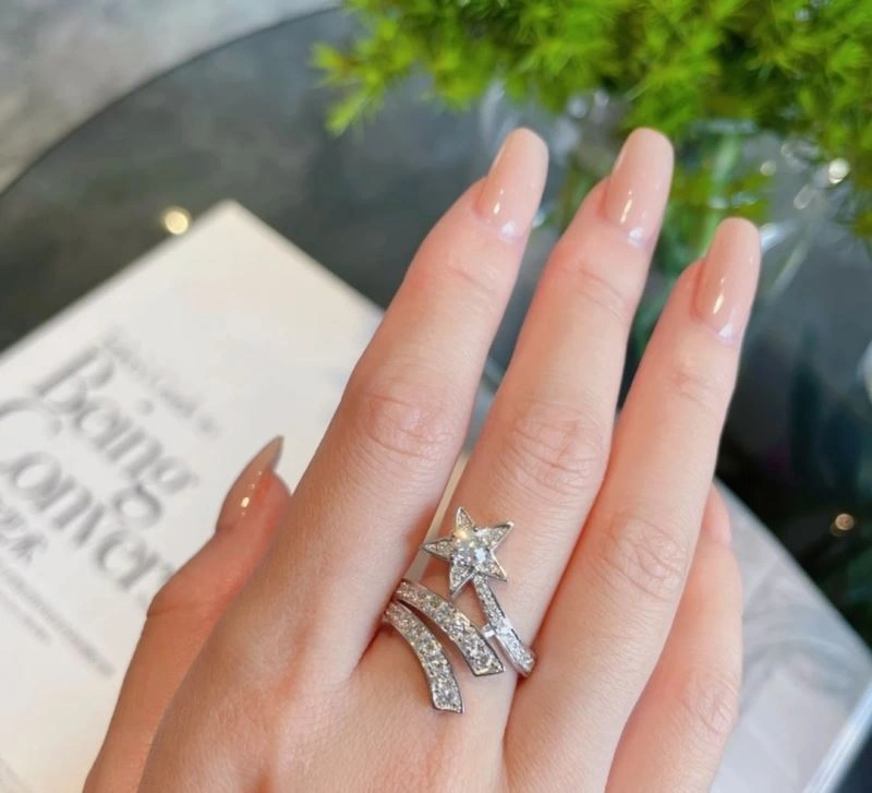 Sporty Chanel Rings 232017