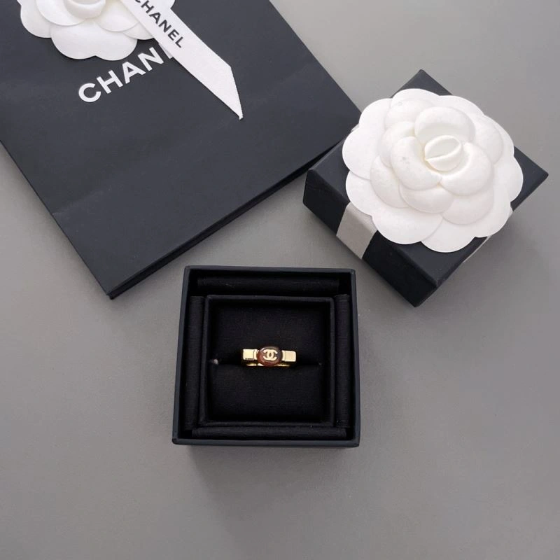 Neat Chanel Rings 231415