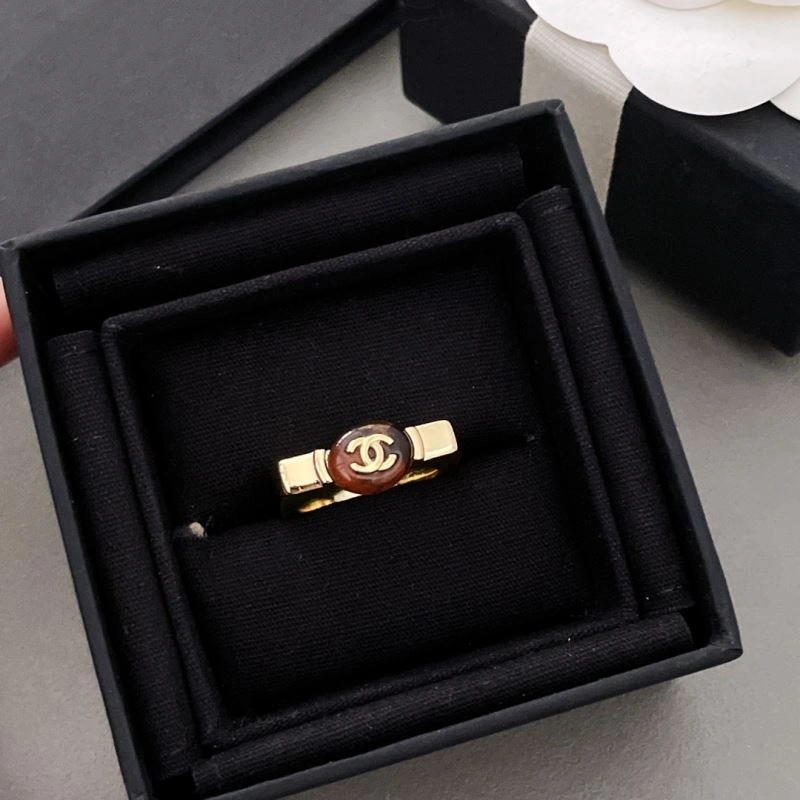 Neat Chanel Rings 231415