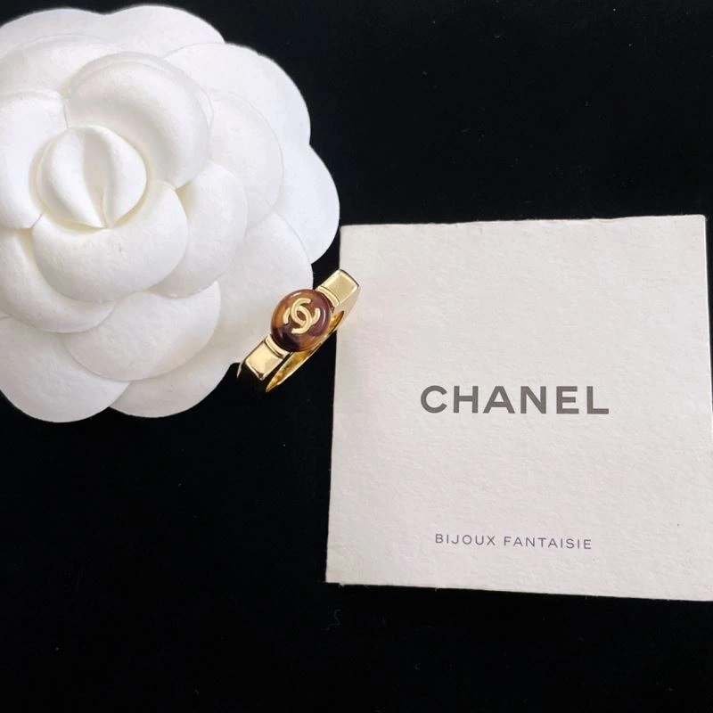Neat Chanel Rings 231415