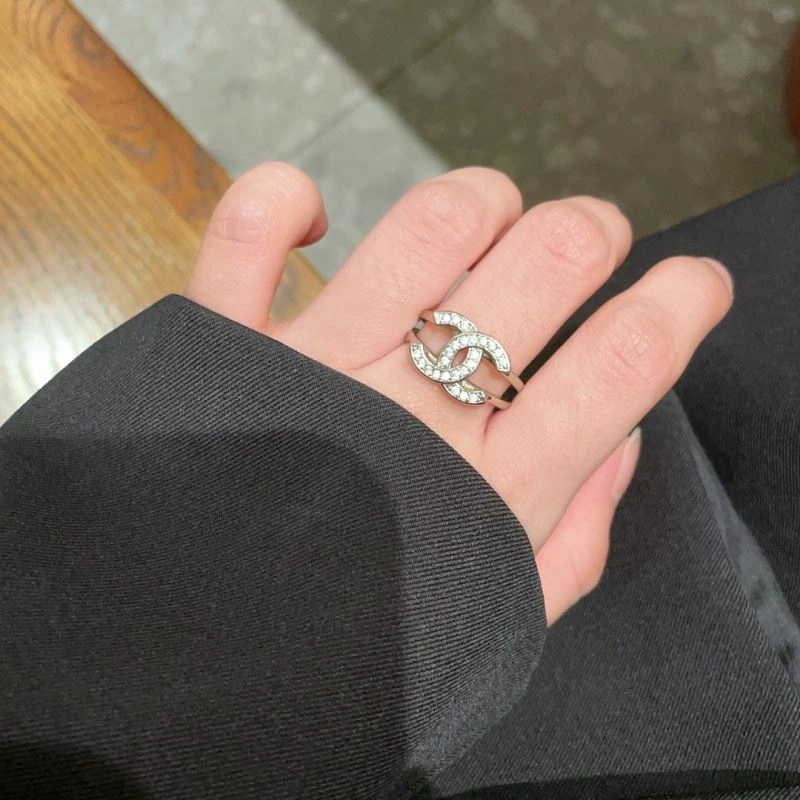 Youthful Chanel Rings 229337