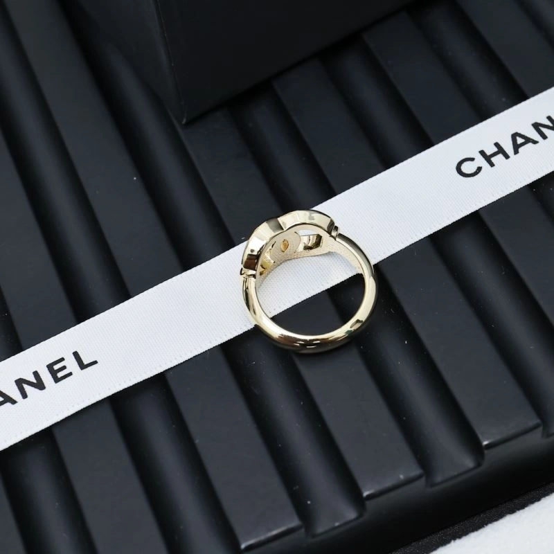 Modern Chanel Rings 229330
