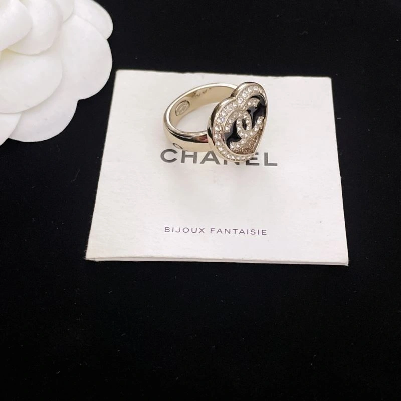 Chanel Rings Neat 228422