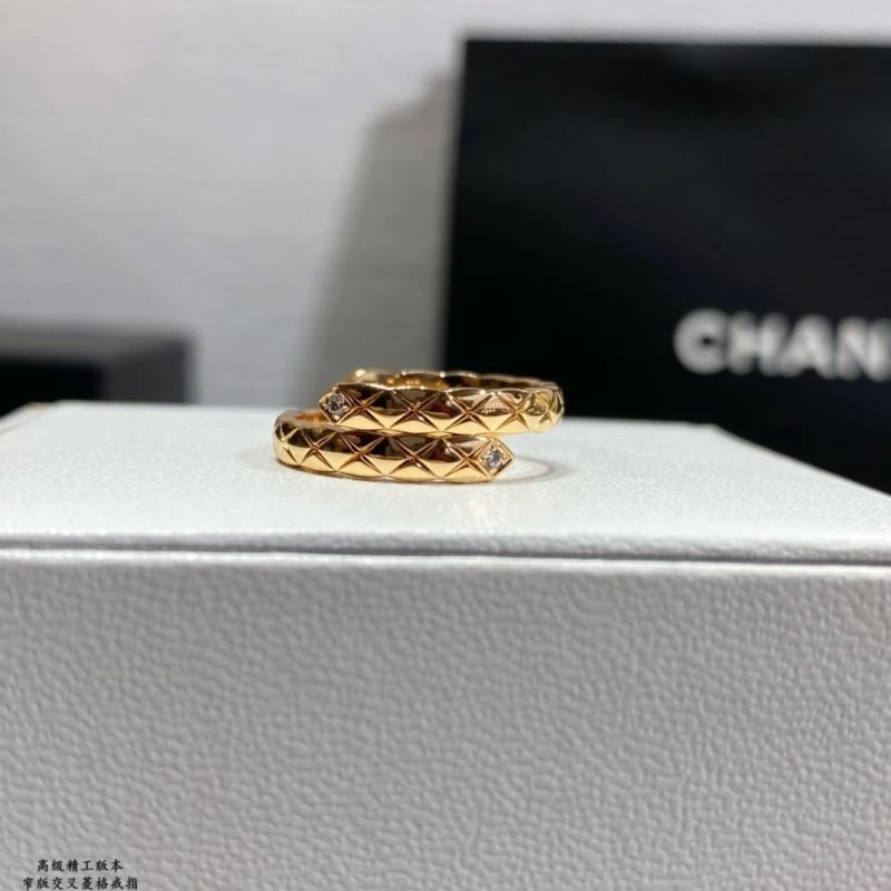 Sleek Chanel Rings 226460