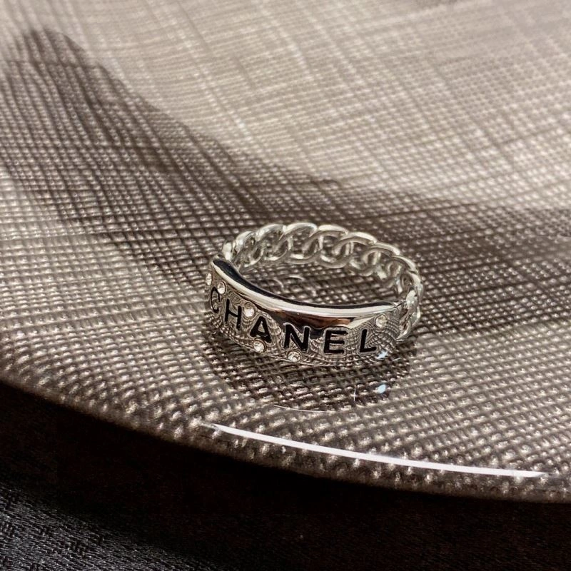 UrbanChic Chanel Rings 226524