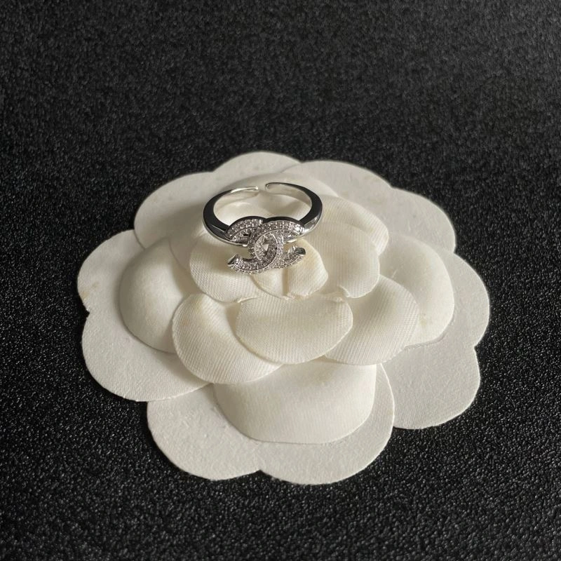 Chanel Rings Unisex 225708