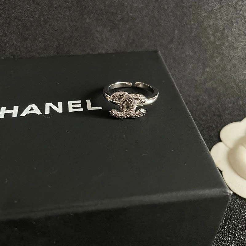 Chanel Rings Unisex 225708