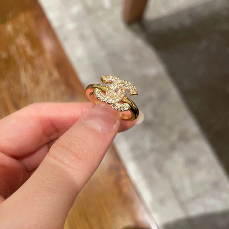 Refined Chanel Rings 225714