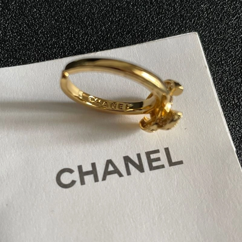 Refined Chanel Rings 225714