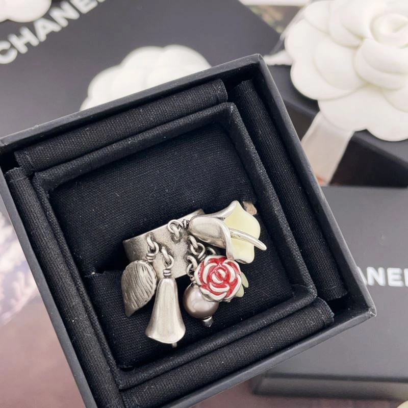 Snug Chanel Rings 225703