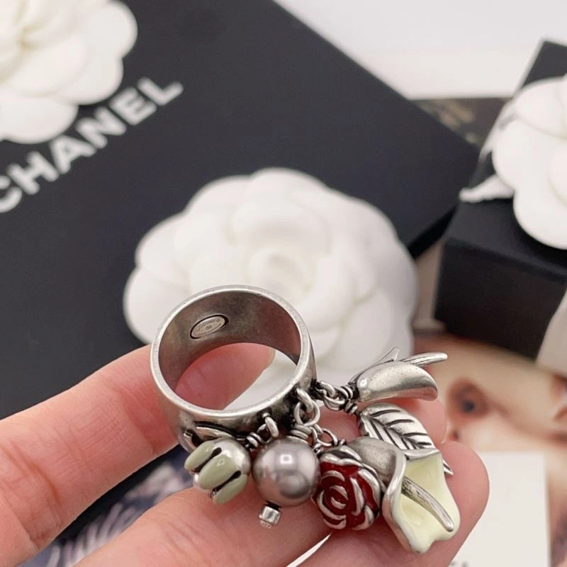 Snug Chanel Rings 225703