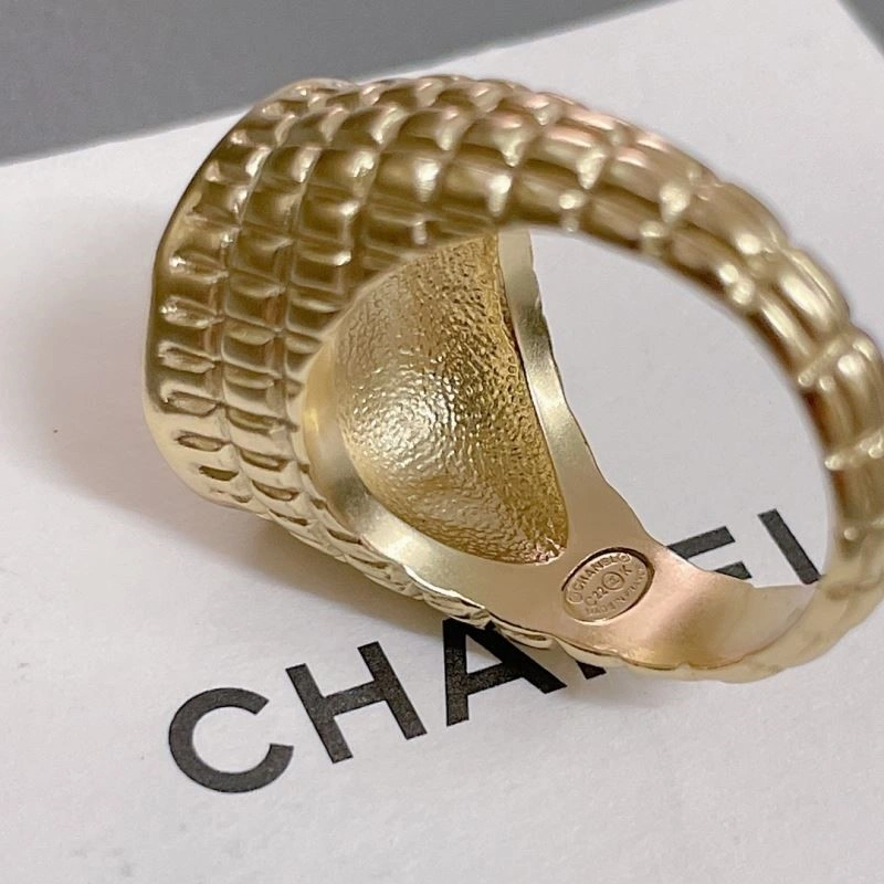 Trendsetting Chanel Rings 224511