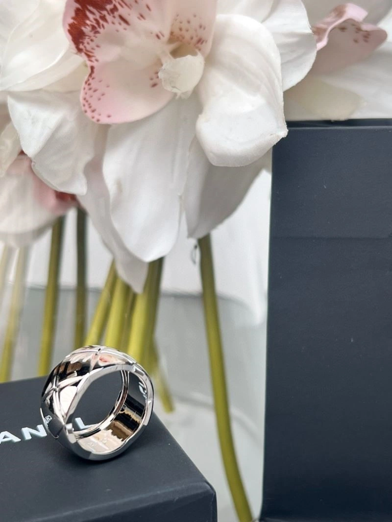 Breathable Chanel Rings 223271