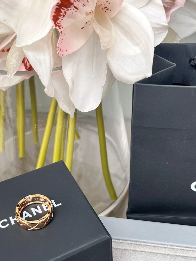 Comfortable Chanel Rings 223273