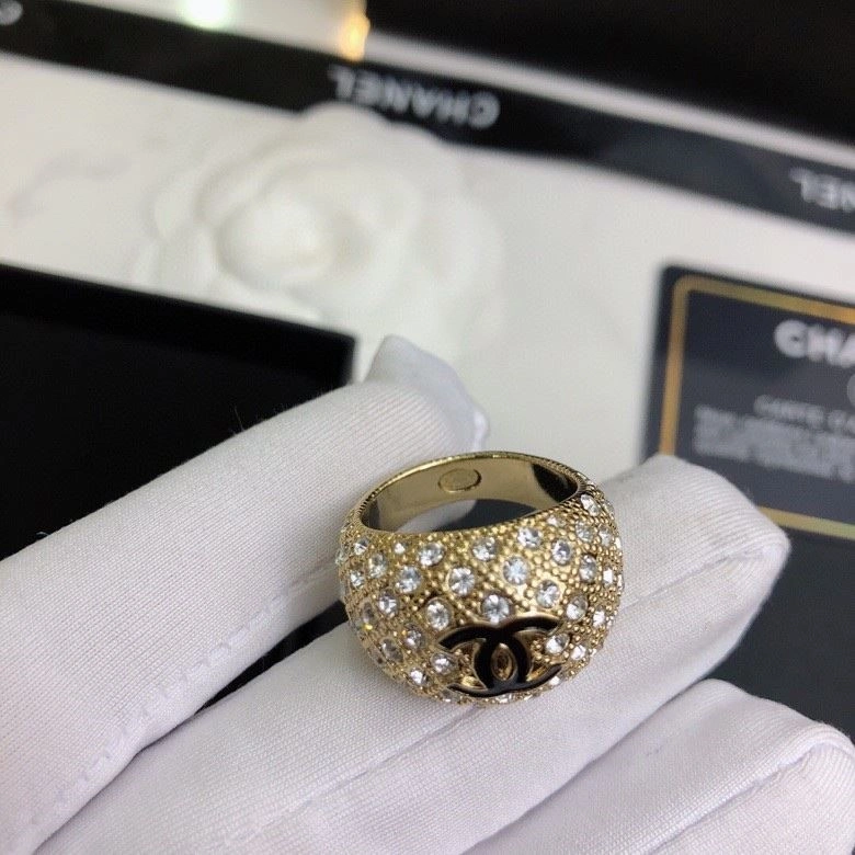 WrinkleFree Chanel Rings 223288