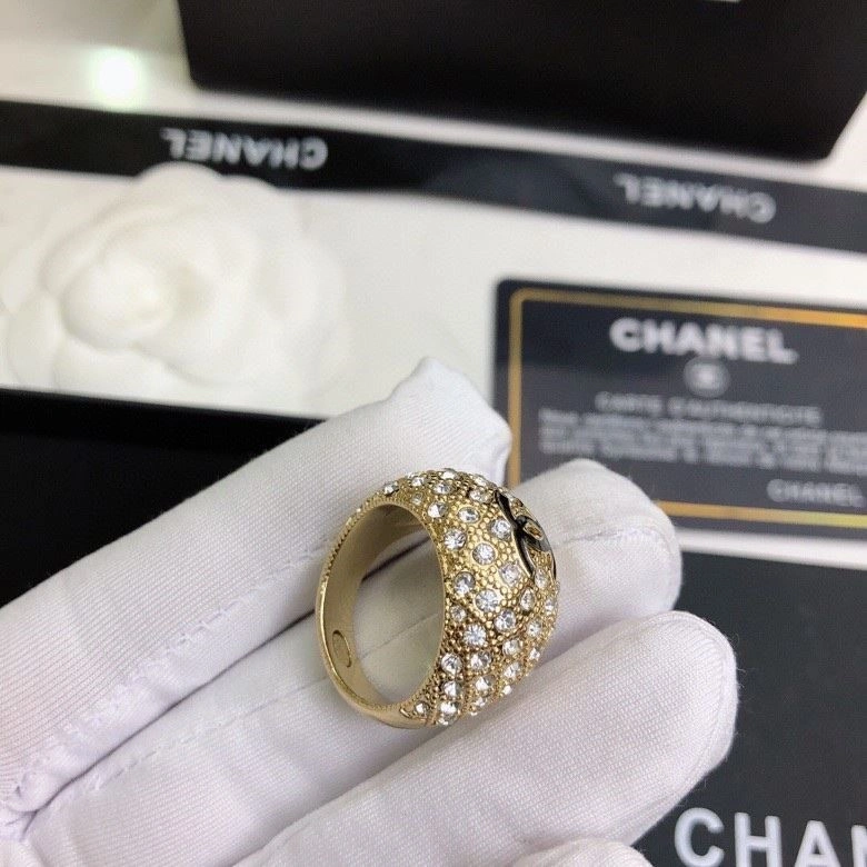 WrinkleFree Chanel Rings 223288