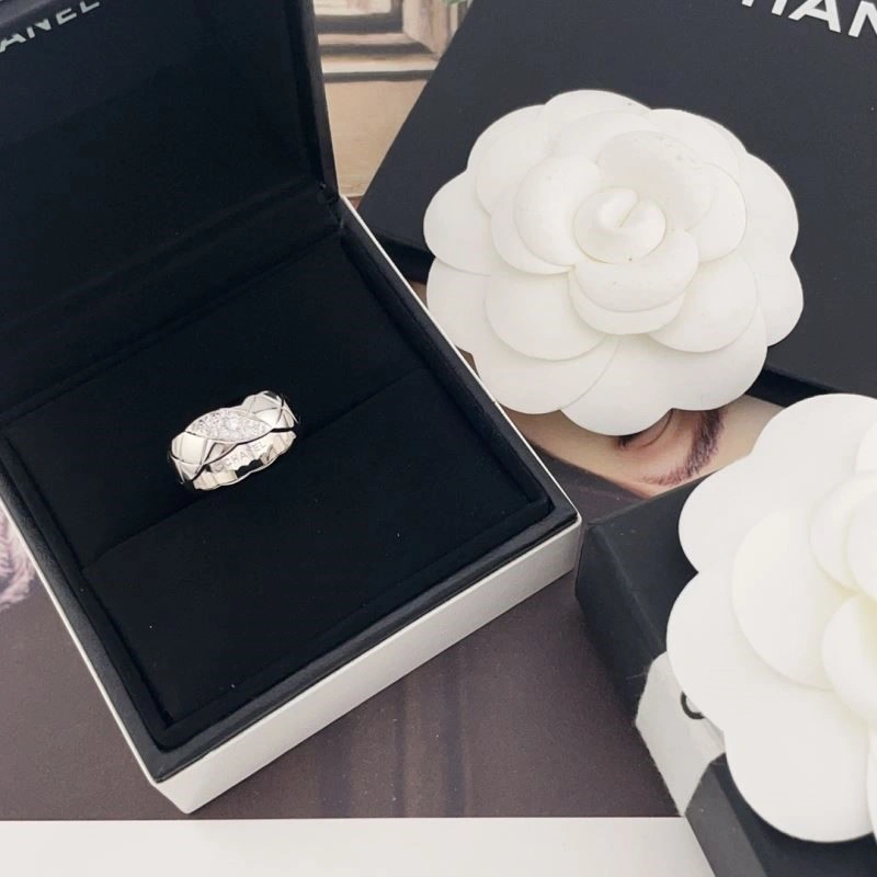 Flexible Chanel Rings 222026