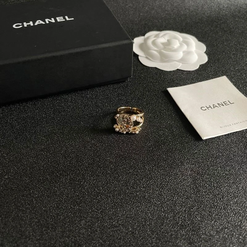 Versatile Chanel Rings 222034