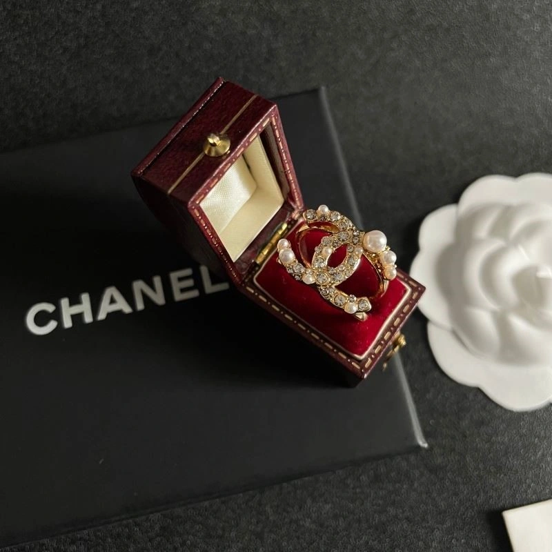 Versatile Chanel Rings 222034