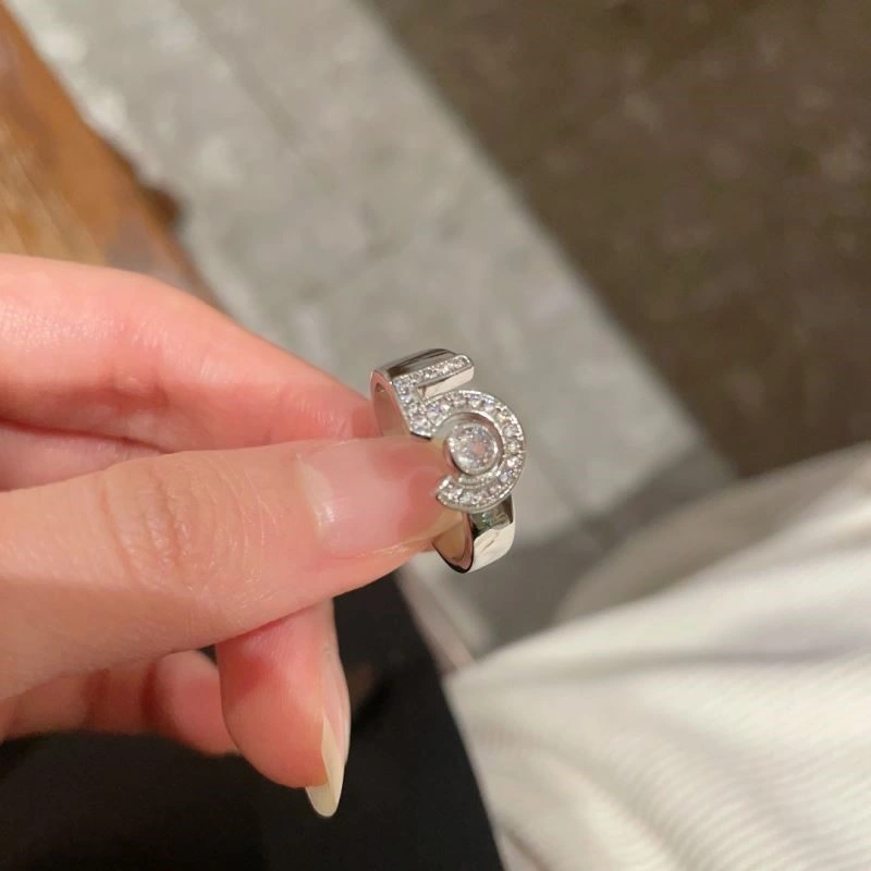 Compact Chanel Rings 222029