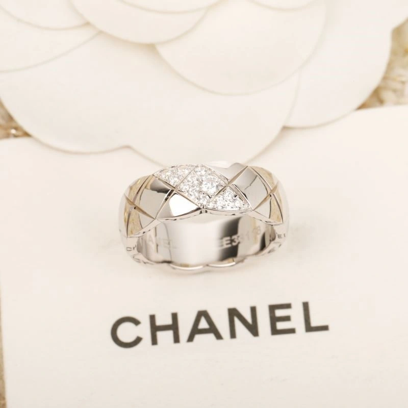 Comfortable Chanel Rings 220529